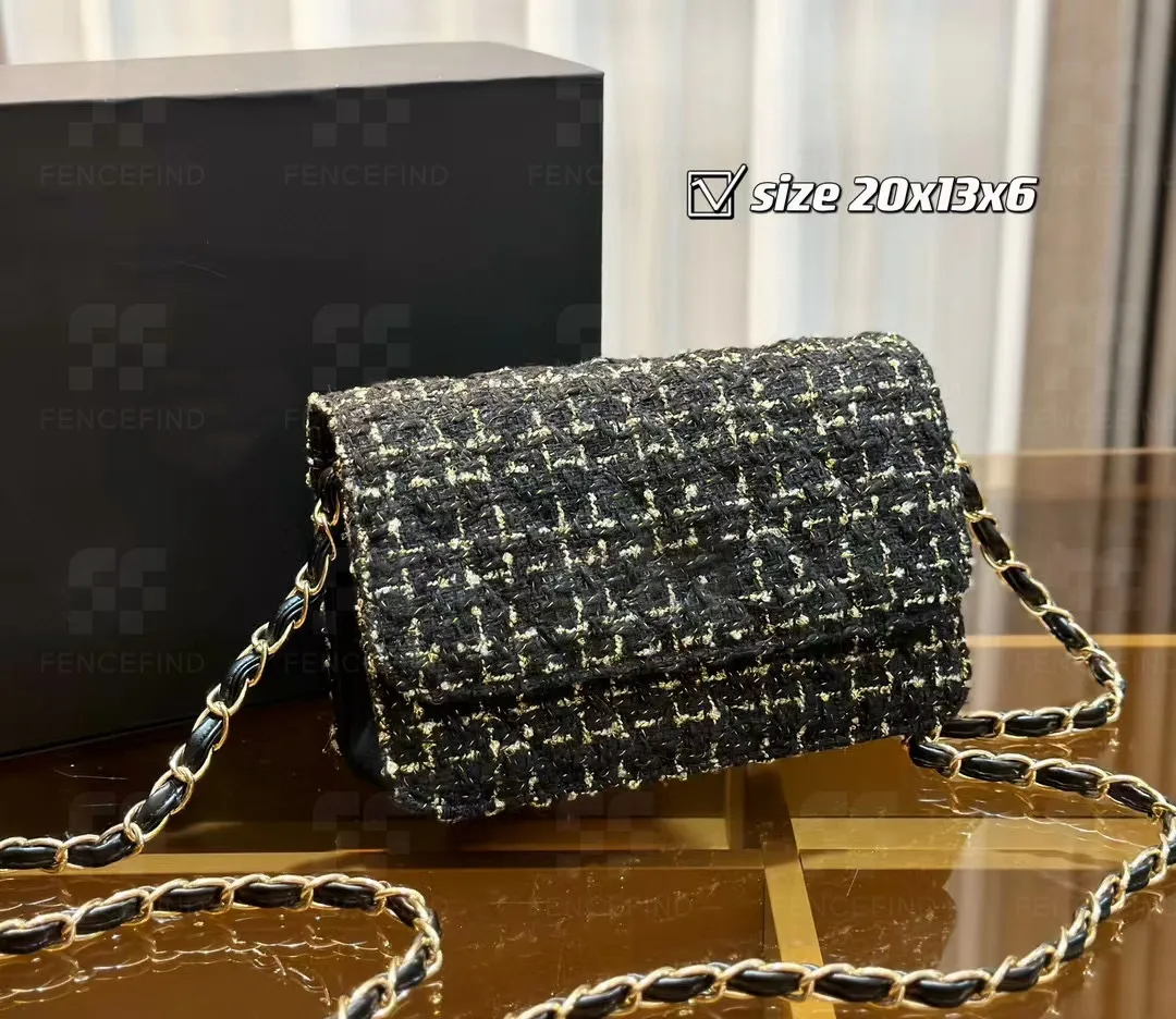 Luxury Black Calfskin Caviar Chain Bag, Small Genuine Leather Crossbody  Purse For Women, 24cm From Guccibb1688, $201.48 | DHgate.Com