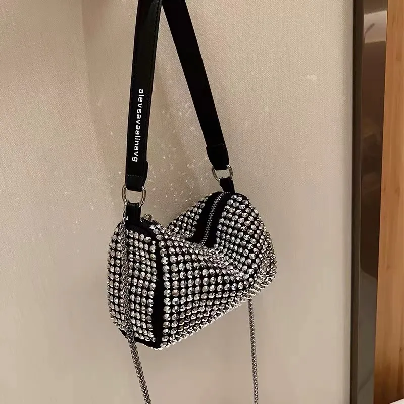 Neue Mode mit Diamanten, koreanischer Trend, einfache Joker-Kette, tragbare Umhängetasche.