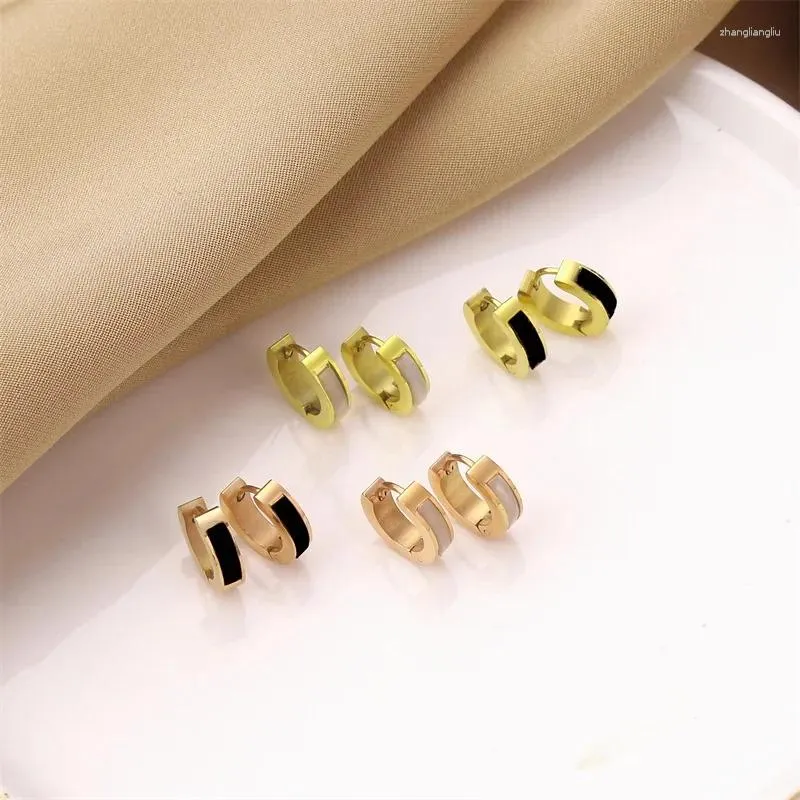 Серьги-кольца Простые серьги из титановой сталиКорейские модные универсальные серьги-гвоздики в форме ракушки Маленькие темпераментные серьги