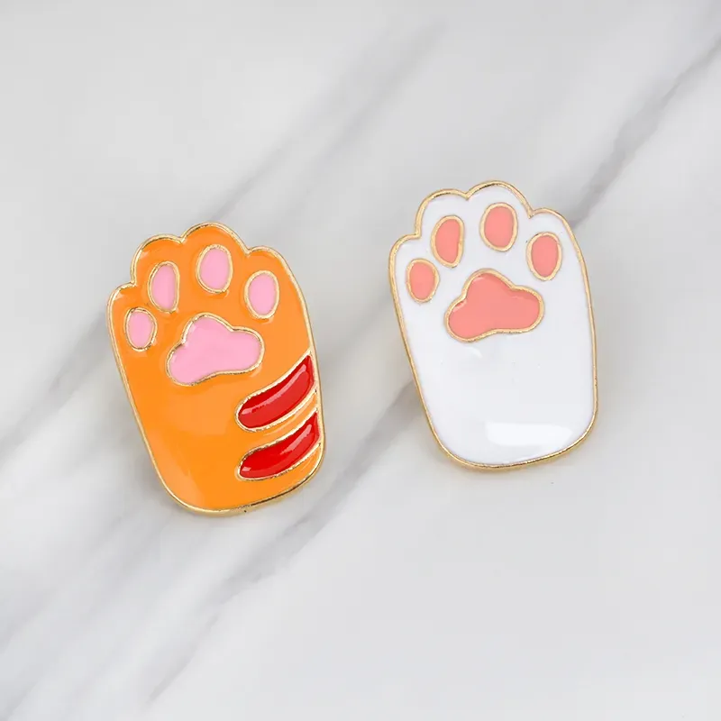 Enamel pin Cute Cartoon Orange white Cat Kitten Paw Brooch Pins DIY Badge Gift Jewelry for women girl kids