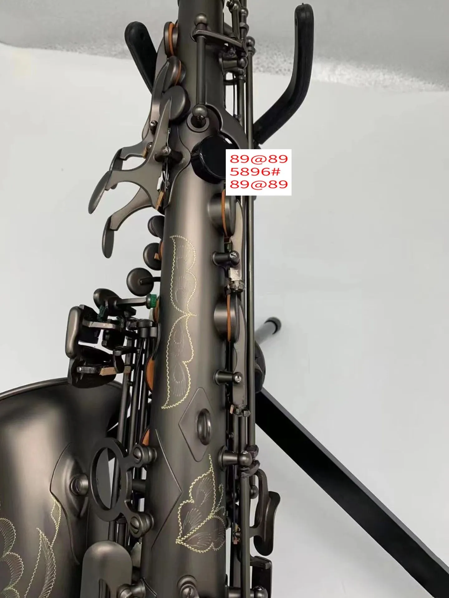 Frosted Black Gold Professional Alto Saxophone Drop E High-End Black Nickel Gold High-kvalitet Tone Alto Sax Jazz Instrument