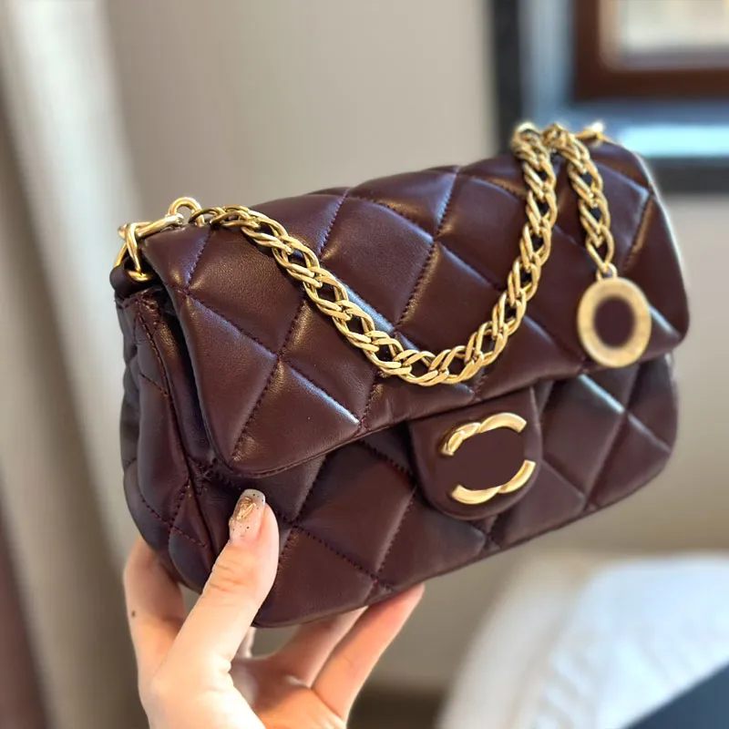 DHgate.com:Womens Fashion Designer Double Chain Handbag, Exquisite Elegant Chic Retro Style, 20X11cm Folding Box Handheld Crossbody Bag:Bags, Luggage & Accessories DHgate.com:Womens Fashion Designer Double Chain Handbag, Exquisite Elegant Chic Retro Style, 20X11cm Folding Box Handheld Crossbody Bag:Bags, Luggage & Accessories