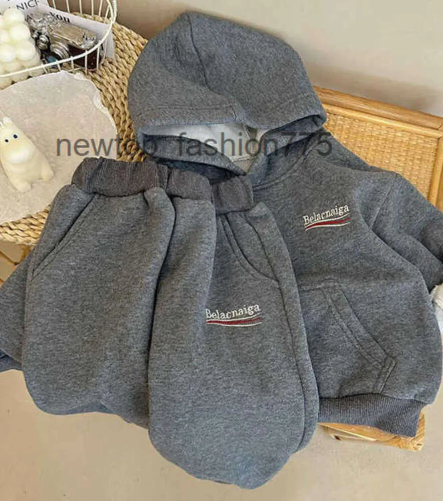 Truien Kinderkledingsets Hoodies Dikker Mode Winter Herfst Meisjesjongenskleding Baby Peuter Katoen Uitloper Tops Kinderen Sweatshirts 5354520114