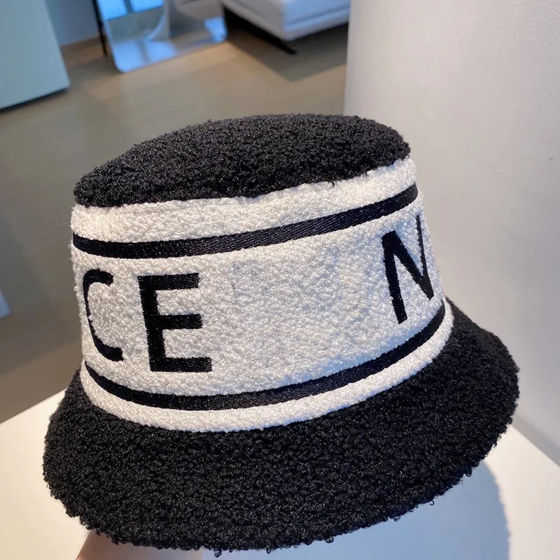 Mody pluszowy projektant czapek kuberze czapki kobiet czapka luksusowa marka pełne litery baseball czapka unisex maska ​​winte na zewnątrz sporne czapki piękno