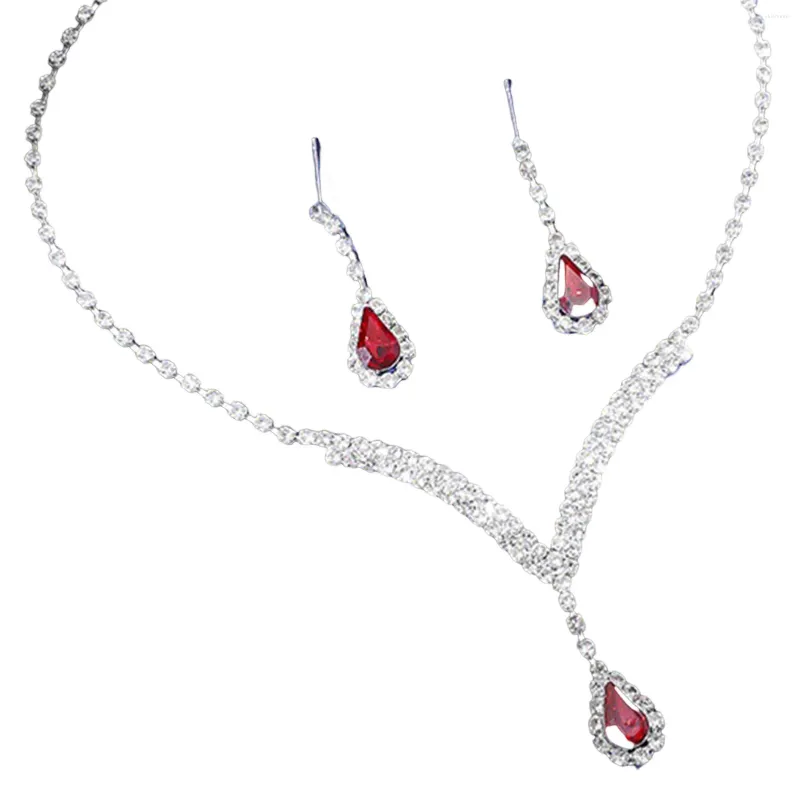 Set di orecchini e collana da donna con strass brillanti, gioielli con ciondolo in cristallo rosso, regali per donne e ragazze da damigella d'onore