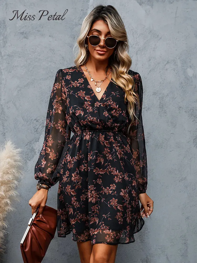 Urban Sexy Dresses MISS PETAL Black Floral Chiffon A-Line Mini Dress Woman Sexy V-neck Long Sleeve Party Dress Spring Autumn Female Sundress 231021