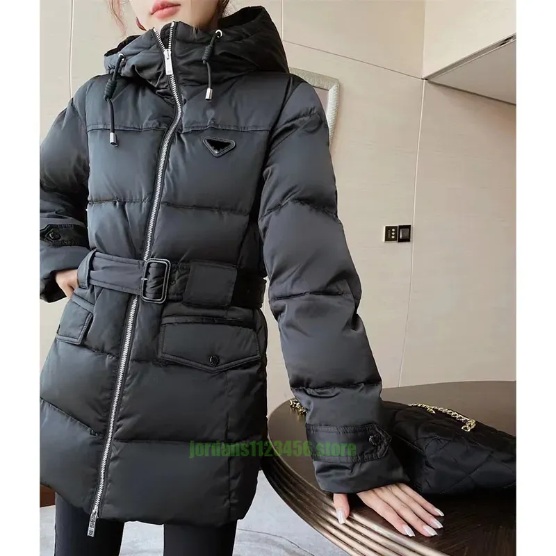 Designer women down jackets inverted triangle branded luxurious classic hooded mid-length coats cinched waist thickened winter version jacket parkas m1021