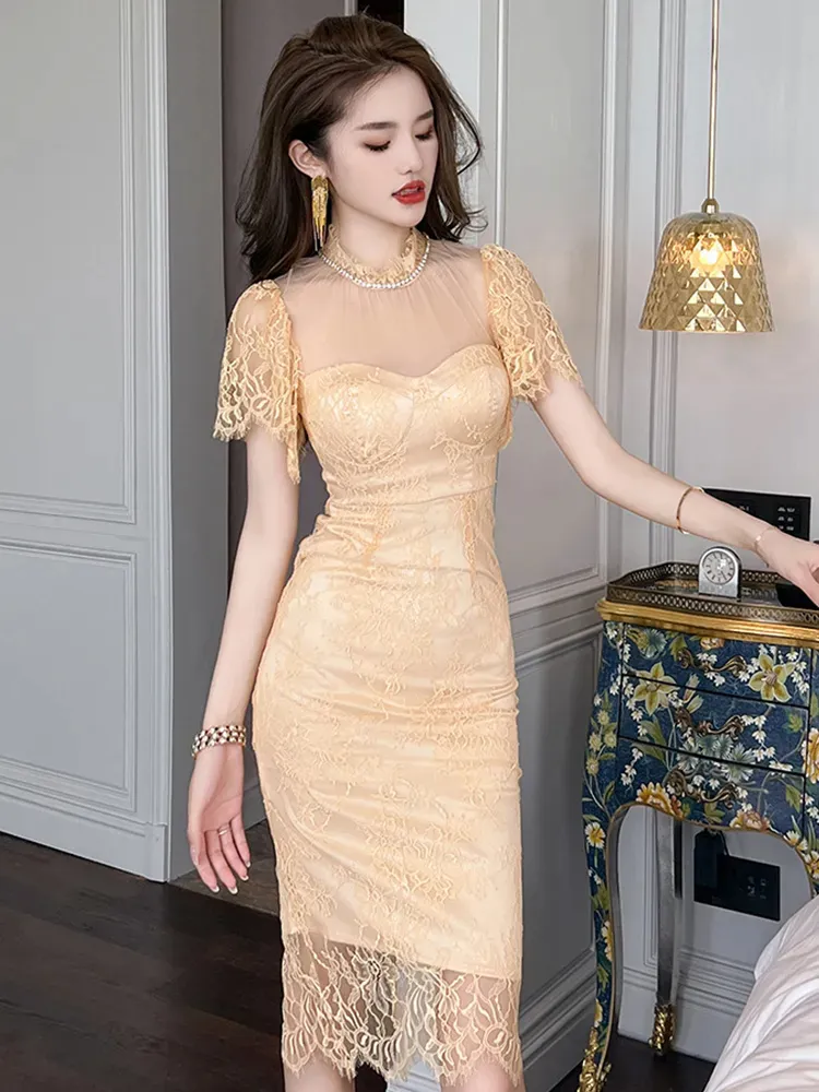 Petite Dresses Lace Panel Maxi Dress Buy Boohoo Premium Satin Lace - Main Image