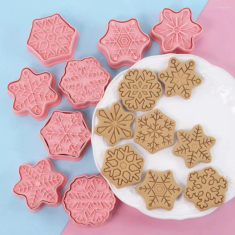 Moldes de cozimento Natal floco de neve cortador de biscoito plástico 3D Pressable Biscuit Mold Stamp Santa Claus Bell Gingerbread Xmas DIY Ferramentas