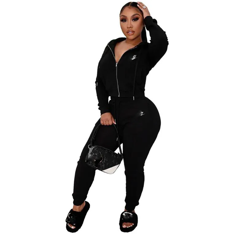 Designer Womens Two Piece Tracksuit Set With Sweatsuit Shorts