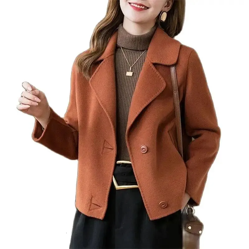 Женская полушерстяная мода Дизайн Короткое шерстяное пальто Весна Осень Корейская двусторонняя куртка Повседневная верхняя одежда Топы женские 231021