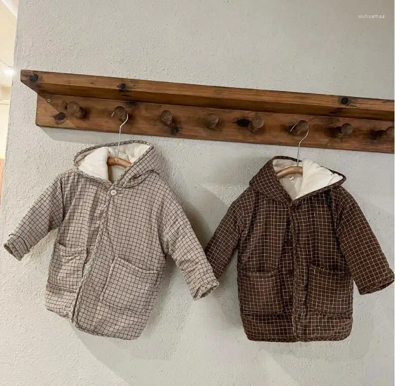 Jackets 2023 Wholesale Girls Boys Plaid Thicken Hooded Coat Winter Cotton Full Sleeve Kids Jacket 1-8 Years 68
