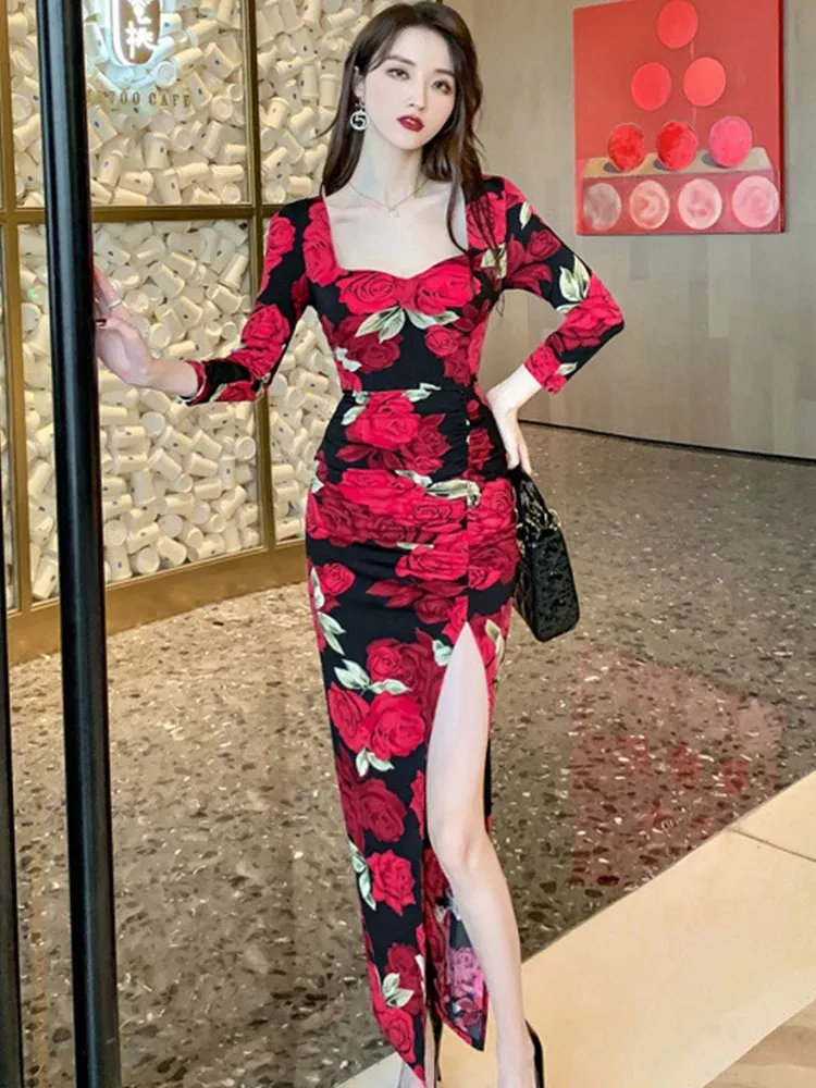 Basis Casual Women Jurkenes Elegant Red Floral Sexy bodycon jurk dames lange mouw vouwen hoge gesplitste vestidos banket feestclub maxi robe femme 2024