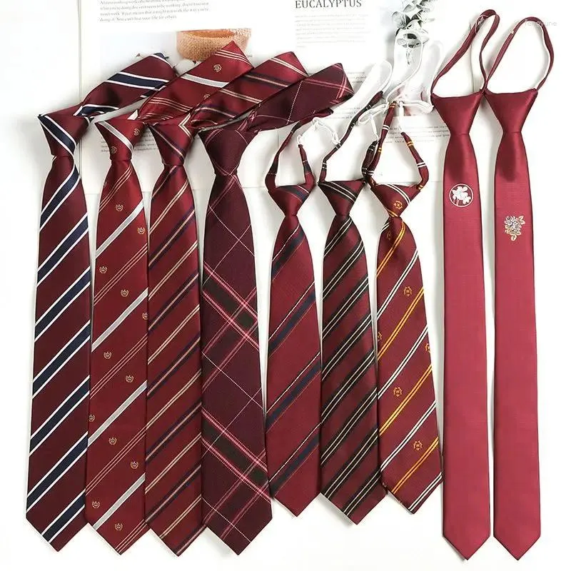 Nœuds papillons de style japonais, cravate rouge, mode étudiante, collège Jk, rayures décontractées, accessoires de chemise de haute rue