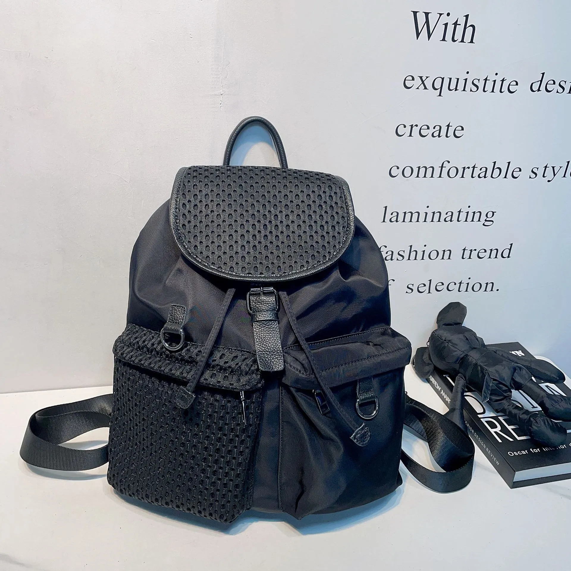 New Women Backpacks Student Fashion Denim Retro Women's Backpack Drawstring Flap Backpack Bag with Hanging Accessories