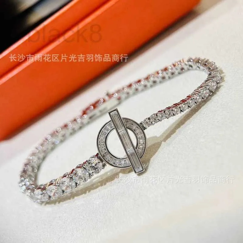 Kedjedesigner 925 Sterling Silver OT Buckle Full Diamond Minimalist Design Women's Armband 10RQ