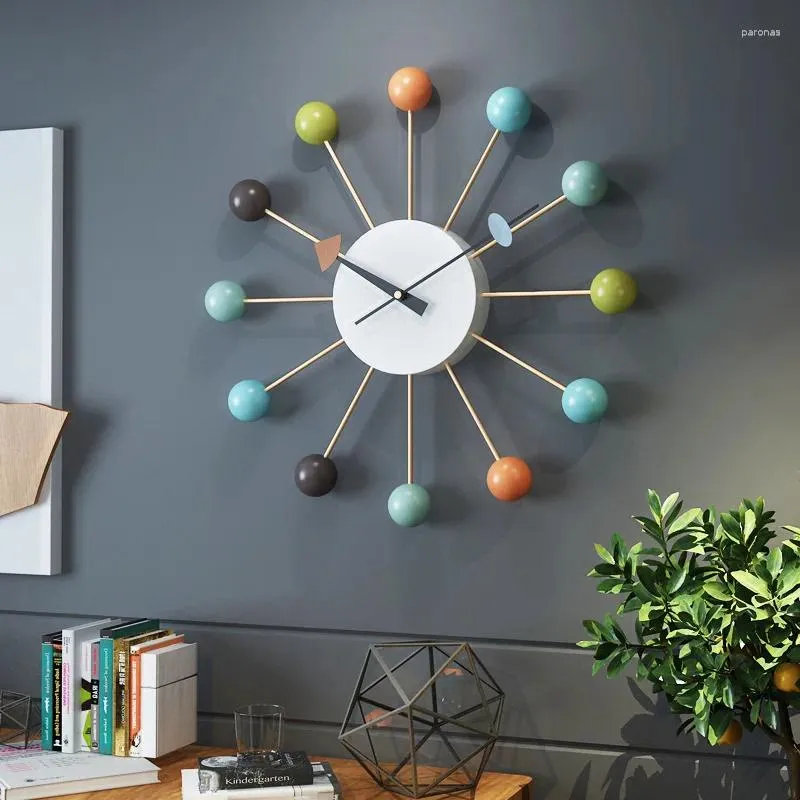 リビングルームのためのカラフルな時計の丸い時計シンプルな装飾ファッションホームの装飾ビッグサイズ