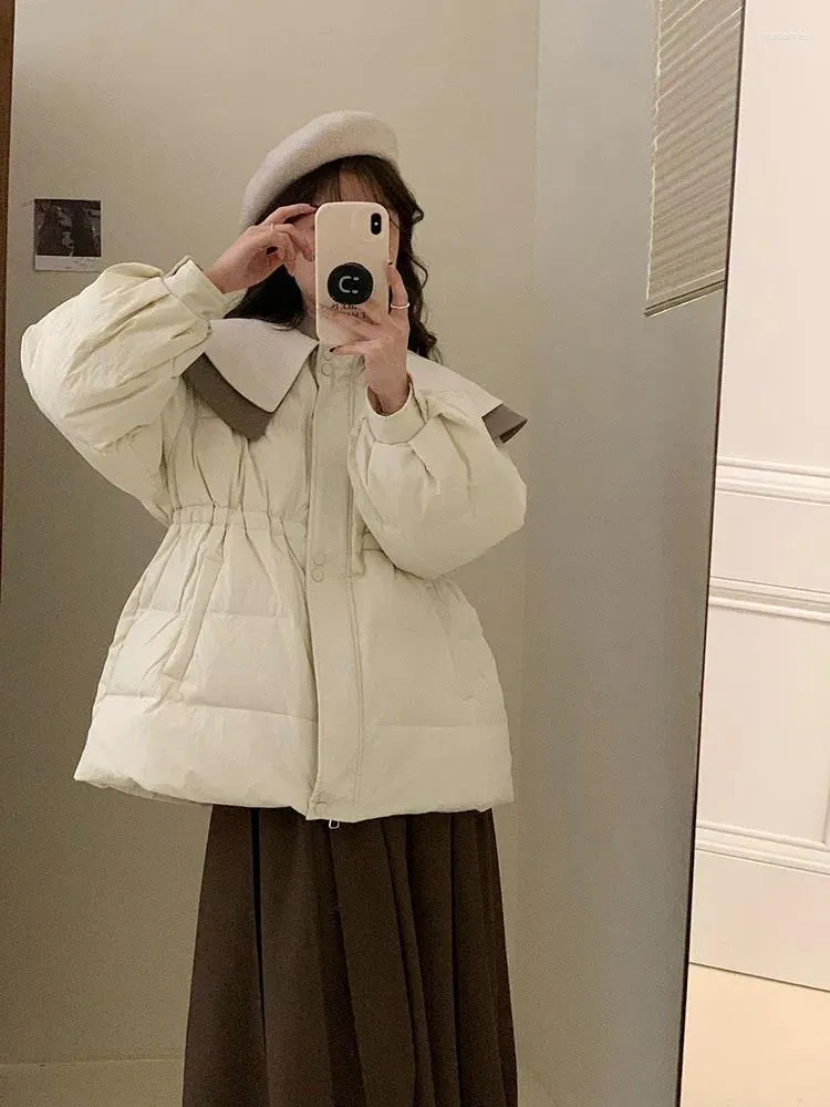 Kvinnors dike rockar 2023 vinter söt casual bomull kappa kvinnor enkel marin krage jacka varm koreansk modet tjock skarvade parkor