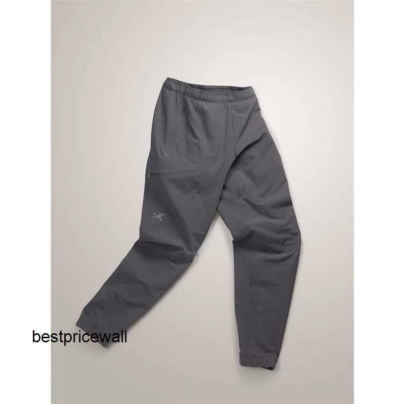 Calça de moletom ao ar livre Arcterys Calça masculina Arc terys Calça casual masculina leve e durável Calça macia à prova de vento à prova d'água com isolamento térmico Hiki HBE8