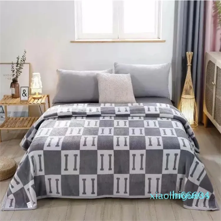 Fashion Cotton Blanket Designer Luxury Blankets High Quality Letter Printed Casual Carpet Home Furnishings Living Room Bedroom