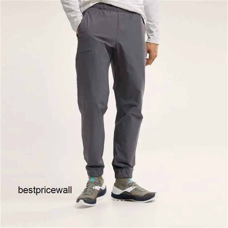 Arcterys Gamma Mens Outdoor Insulated Sweatpants Lightweight, Wear ...