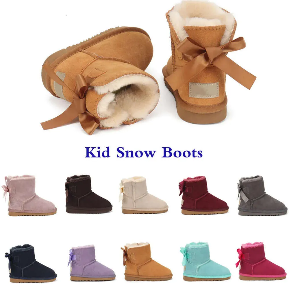 2024 Yeni Botlar Çocuklar Avustralya Snow Boot Tasarımcı Çocuk Ayakkabı Kış Klasik Ultra Mini Botton Bebek Kız Kız ayak bileği patik çocuk kürk süet146