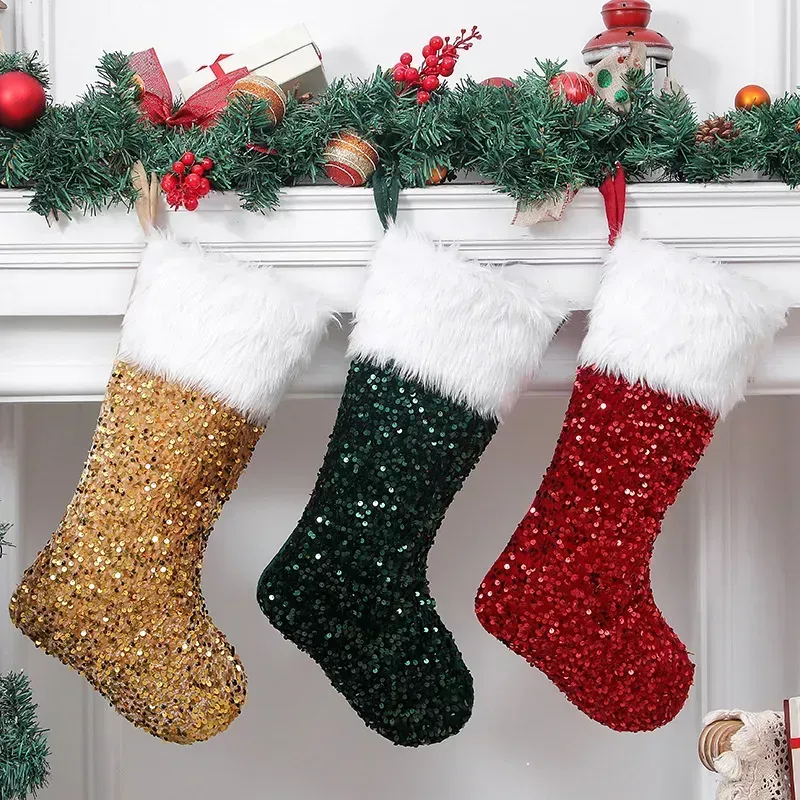 Calza di Natale glitterata con paillettes dorate Polsino in velluto bianco scintillante Calza di Natale Decorazione per albero di Natale Festival Ornamento per feste nuovo