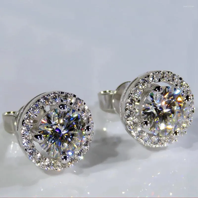 Boucles d'oreilles en or blanc 18 carats Au750 pour femmes, diamants Moissanite ronds de 1 Carat, élégants, pour fête de mariage, fiançailles, anniversaire, tendance