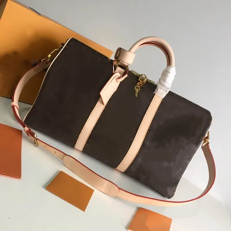 حقائب الكتف حقائب اليد الجديدة للسيدات المصممين الشهيرة العلامة التجارية للأزياء الحلوى السيدات Multi Pochette Crossbody