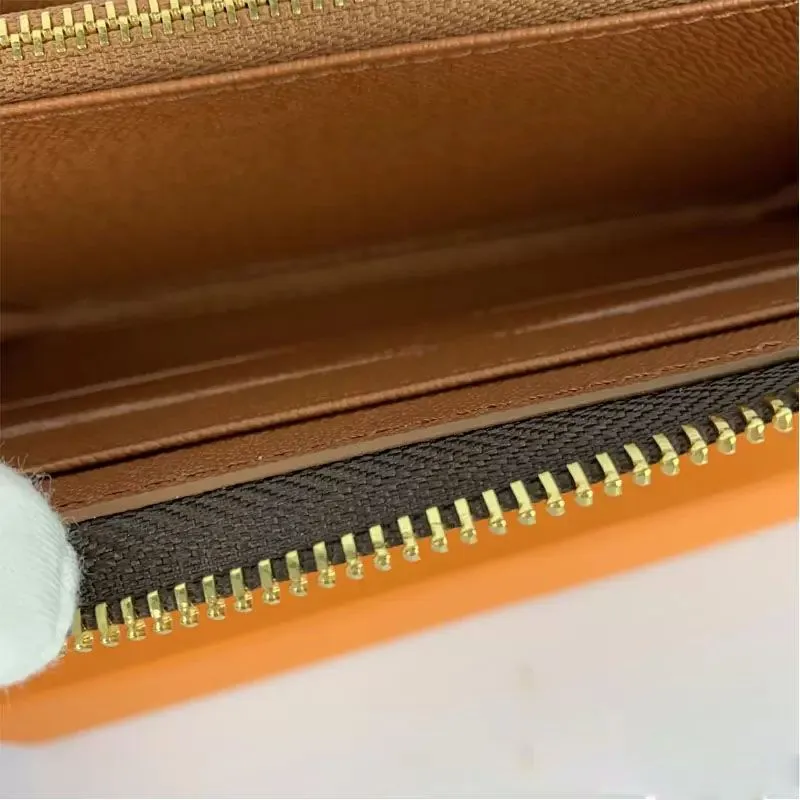 Neue 2023 Großhandel Mehrere Farben Mode Einzelner Reißverschluss Organizer Designer Männer Frauen Leder Brieftasche M60017 Exotische Kupplungsbrieftaschen