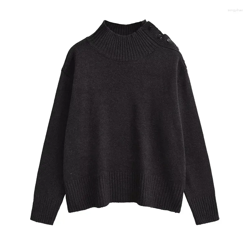 Black winter jumper 2025