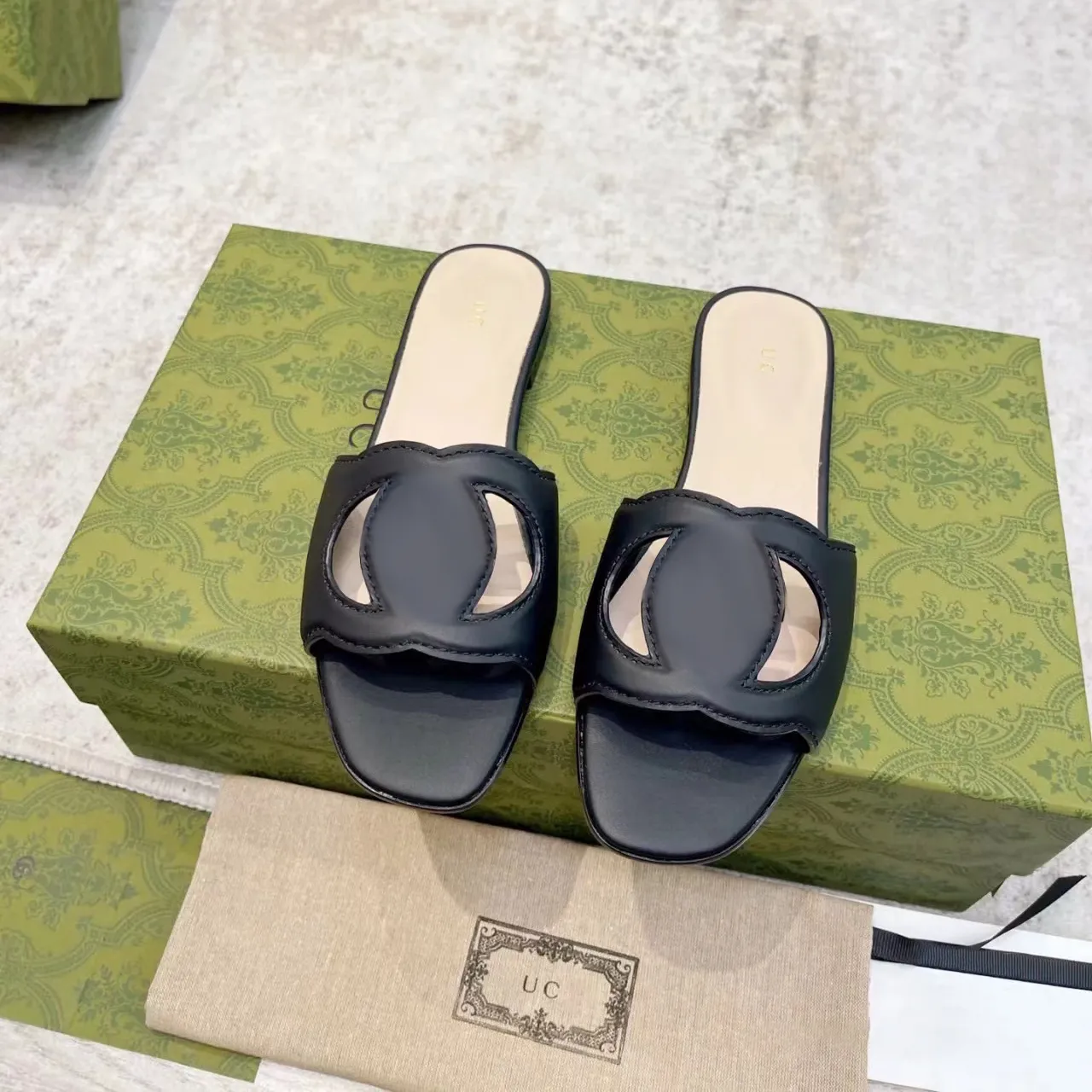 top quality designer shoe womens sandal luxury slippers Interlocking G Flat high heel cut-out men slide leather summer outside comfort flat slipper