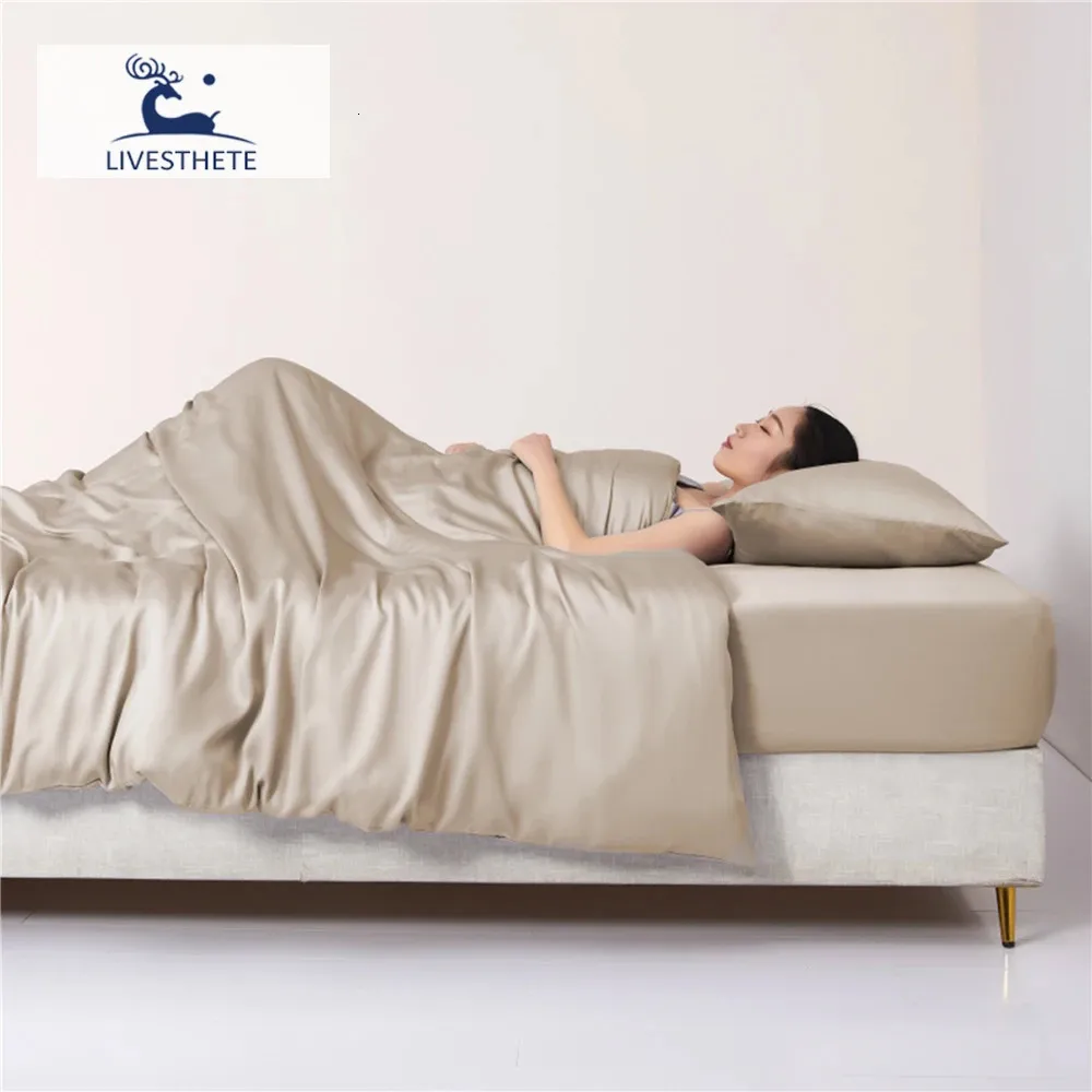 Set di biancheria da letto Liv Esthete Donna 100 Set di seta Champagne Oro Lamiera piana Federe Queen King Copripiumino Set da letto per il sonno 231023