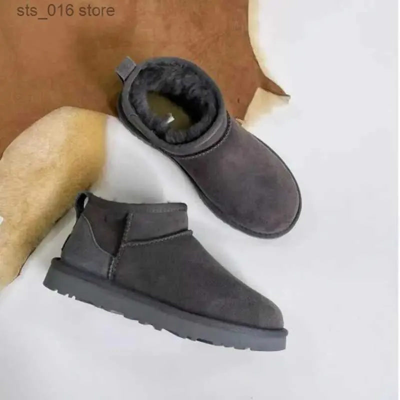 Boots 2023 Winter Women Boots Fur Ladies Snow Boots Real Sheepskin Wool Warm Fur Shoes Man and Women Winter Short Boots Super Mini T231023