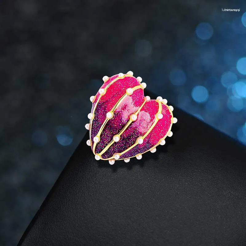 Broszki Unikalny projekt fioletowy gradient miłość broszka wysokiej klasy damskie eleganckie i delikatne pinowe pinki mini serc dodatek