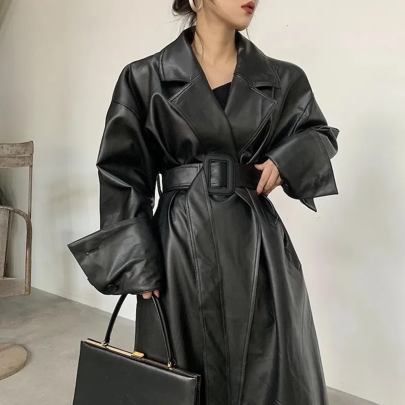 Kvinnors läder faux läder lautaro lång överdimensionerad läder trenchrock för kvinnor långärmad lapel lös passform Fall Stylish Black Women Clothing Streetwear 231023