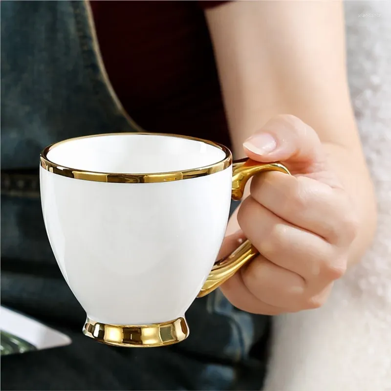 Tasses créatives légères, tasse de galvanoplastie de luxe, tasse en céramique de haute valeur pour la maison et le bureau, thé de l'après-midi, café, cadeau de célébrité sur Internet