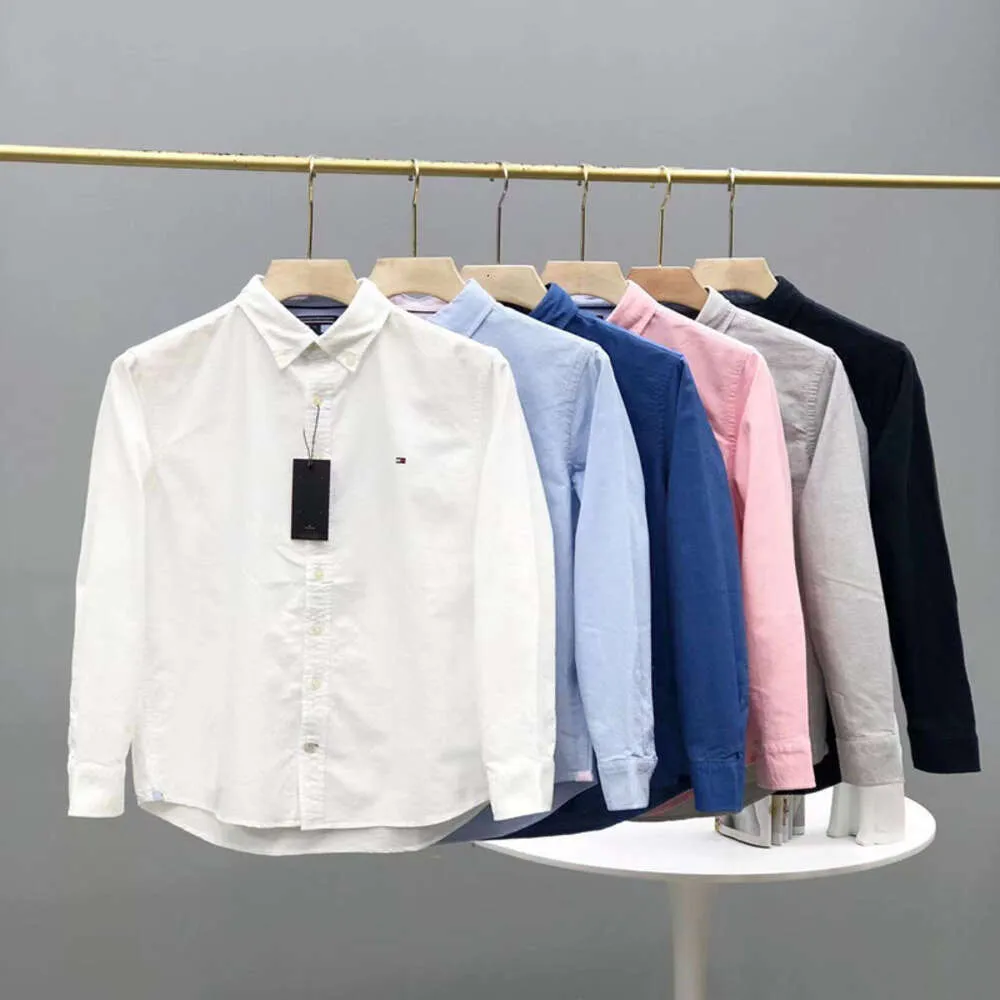 Tommyhilfiger Designer Jacket Jackor är snygga och lyxiga bomulls Oxford Spinning herrskjorta broderad liten etikett Casual Business Long Sleeve Shirt