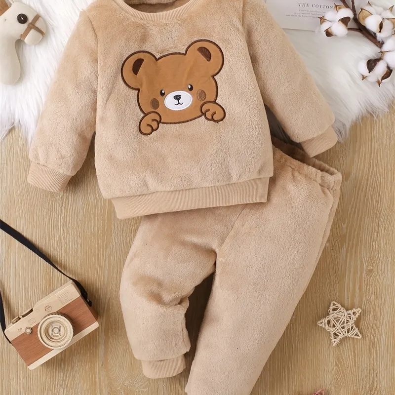 Conjuntos de roupas inverno infantil bebê menino dos desenhos animados urso pelúcia grosso oneck manga comprida casual tastic cintura calças macias conjunto criança 231020