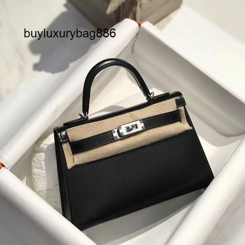 Women Box Leather Handbag 2023 Ny high-end väska andra generationens väska Glossy Box Soft Cowhide One-Shulder Cross-Body Women's Bag Real Leather Bag L L