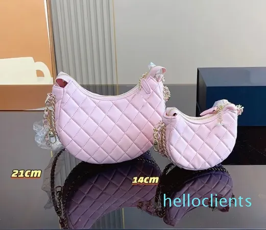 Diseñador Mujer Bolso Luna Bolso de mano de felpa Famoso Moda Práctico Bolso de hombro de gran capacidad Mujeres Gran Monedero Crossbody Casual Lona cuadrada con caja