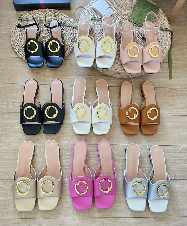 Sandales de luxe classiques pour femmes, pantoufles plates en cuir, boucle de ceinture de plage, chaussures en métal pour femmes, chaussures de styliste en peau de vache souple, pantoufles de plage