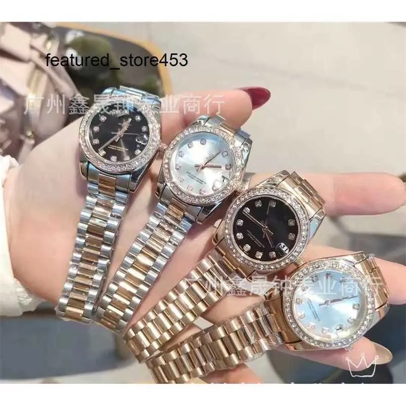 VVS Diamond Watch Full Diamond Women's Watch Diary Fashion med Calender Quartz