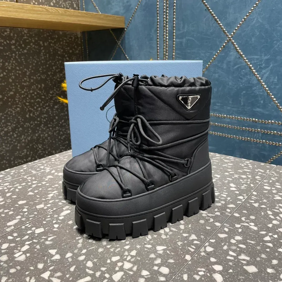 Designer Snow Boots Down binding Chunky Bootie Round toe Moon Nylon Plaque Ankle Ski Boot women Fashion Triangular Sheet Metal Lace up Shoes Factory