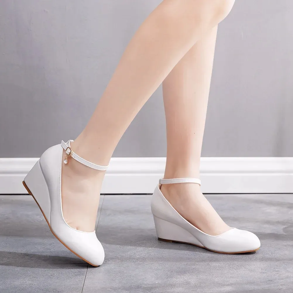 Dress Shoes Women Fashion High Heels Shoes Plus Size Platform Wedges Female Pumps Women White pu Buckle Ankle Strap Woman Wedding Shoes 231024