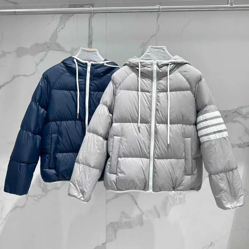 高品質の秋と冬の新製品スタイルのパン4バー付きジャケットアカデミックスタイル短いジッパーフード付き暖かいジャケット