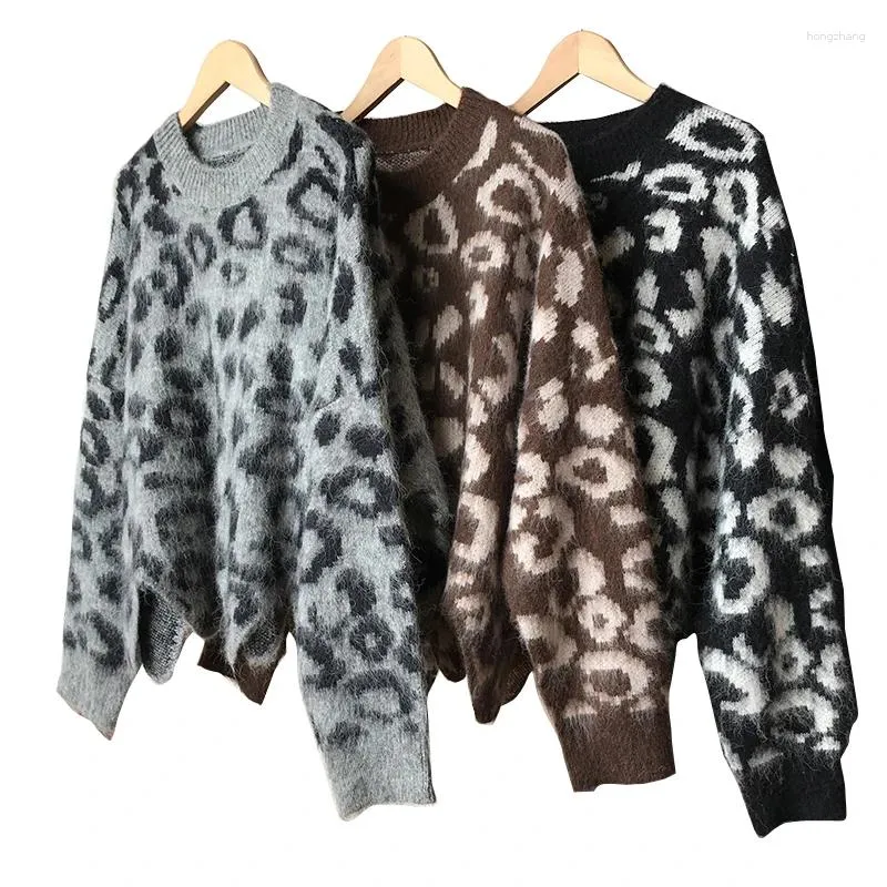 Kvinnors tröjor 2023 Ladies Autumn Winter Fashion Sexiga tröjor Leopard tryckt O-Neck Loose Jumper Tops för kvinnor