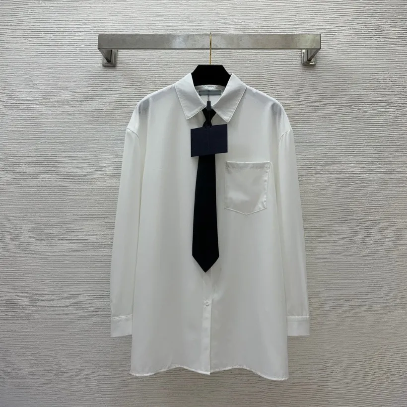 Otoño blanco Color sólido corbata blusa camisa de gran tamaño de manga larga cuello de solapa bolsillo de un solo pecho camisas B3S222050