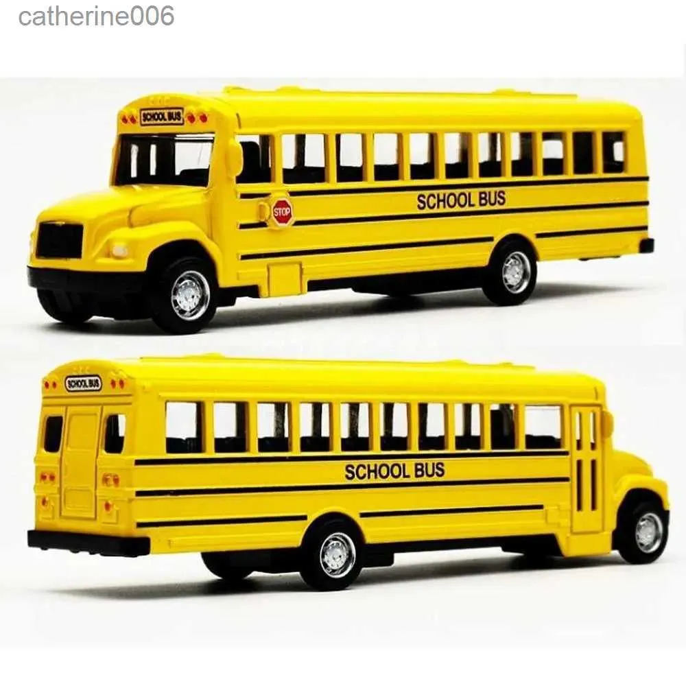 Outros brinquedos 1/64 Diecast Alloy School Bus Kids Toy Car Inertia Vehicle Model Toys Pull Back Car Boys Brinquedos Educativos para Crianças GiftL231024