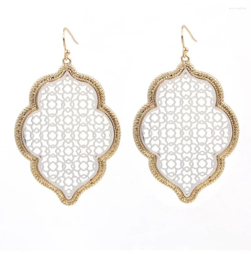 Boucles d'oreilles pendantes en forme de trèfle, boucles d'oreilles coupées à la mode, creuses en filigrane, goutte à lèvres pour femmes